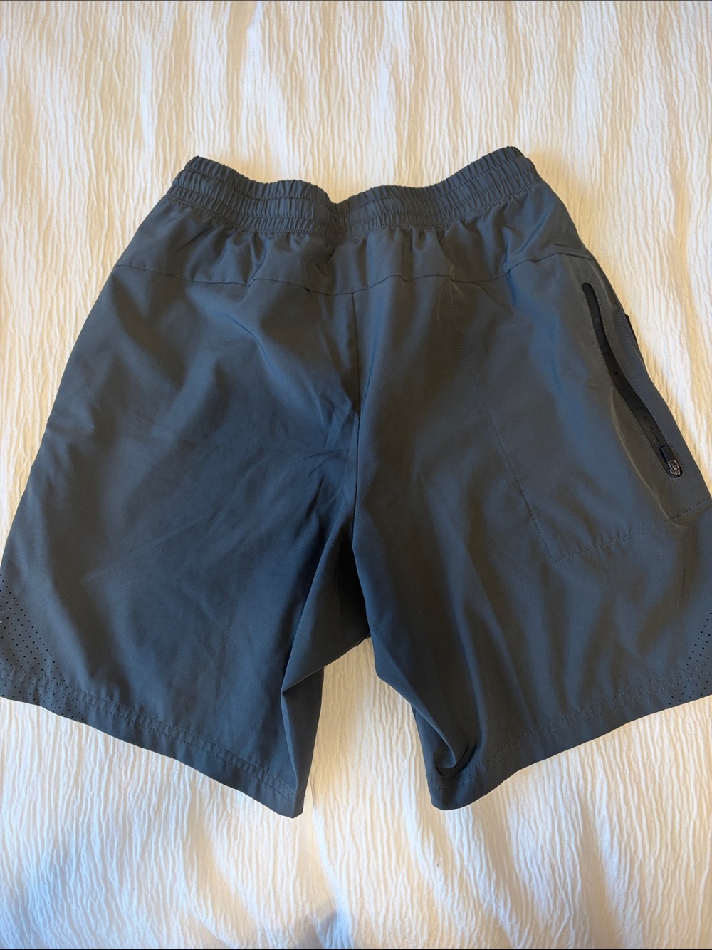 UNRL Stride Short 7.5" - Graphite - Picture 3 of 3